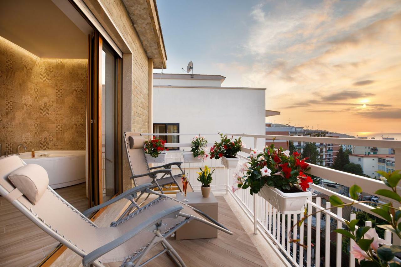 Le Muse Suite Sorrento Dış mekan fotoğraf